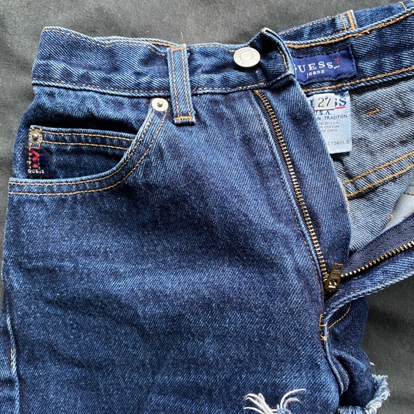 Guess high-waisted Jean shorts - Picture 3 of 3